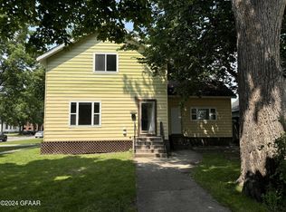 923 4th Ave S, Fargo, ND 58103