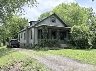 1604 McCoy Ave, Albany, OH 45710