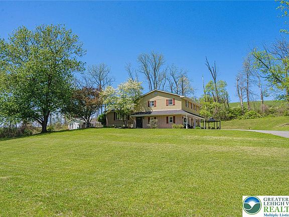3rd image of 3857 Friedens Rd