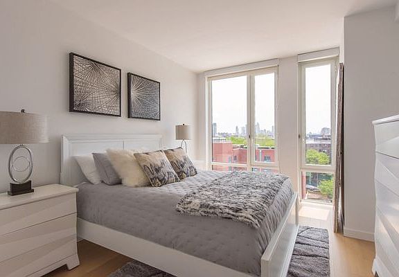 4th image of 10 Halletts Pt APT 341
