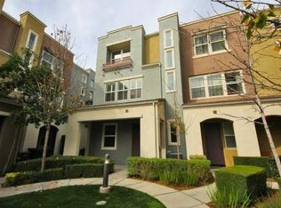 230 W Merlot Dr, Covina, CA 91723