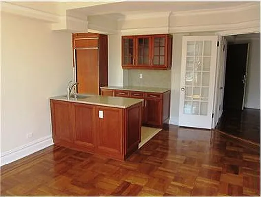 Rented by Douglas Elliman | media 36