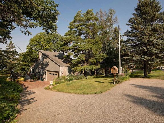2nd image of 1803 Minnehuta Dr