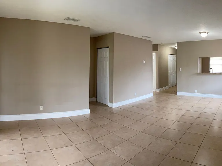 4170-4178 NW 114th Ave — Photo 11