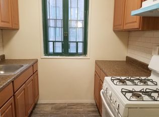 2220 E Tremont Ave, Bronx, NY 10462