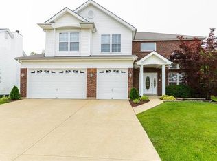 1961 Williamstown Dr, Saint Peters, MO 63376