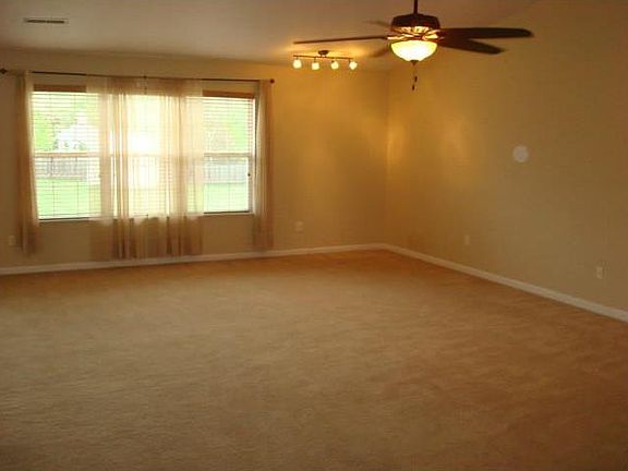 2nd image of 6039 Copeland Lakes Dr