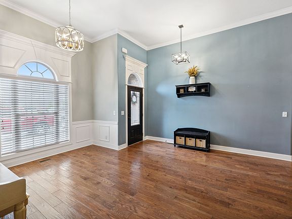 4th image of 3323 Robinwood Dr