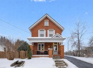 572 Woolwich St, Guelph, ON N1H3Y2