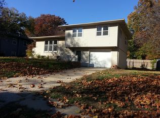 5208 SW 25th Ter, Topeka, KS 66614