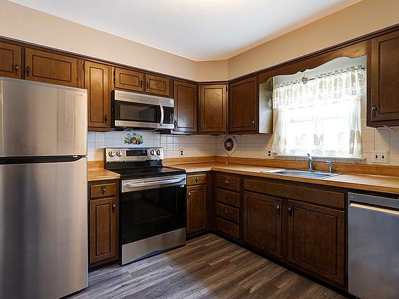 2nd image of 7849 Lawndale Ave