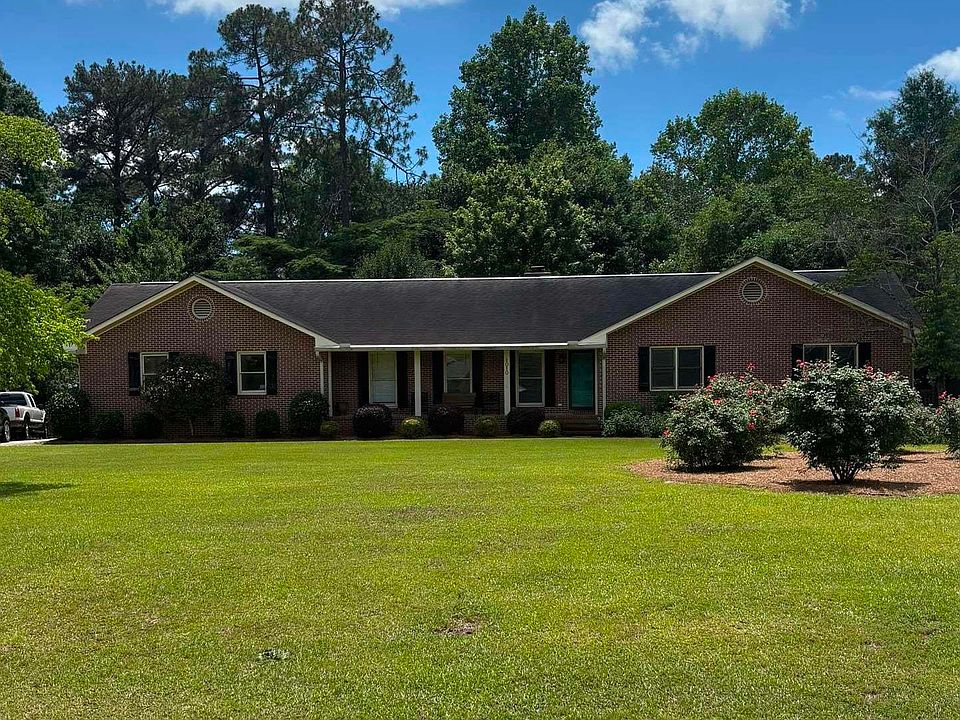 1st image of 1010 Ridge Cir S