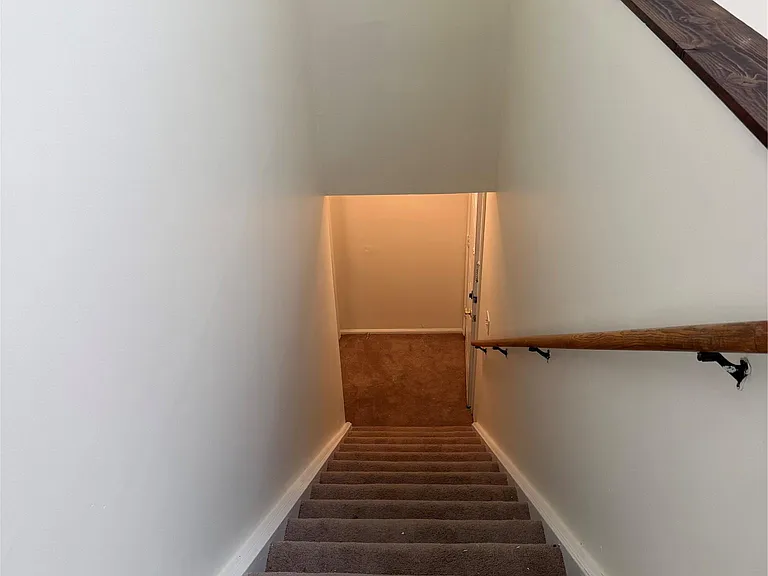 115 Green Meadows Way — Photo 3