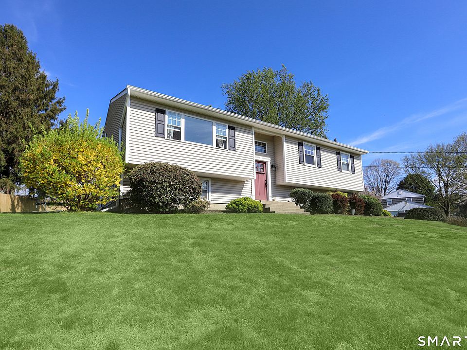 1st image of 38 Quaker Ridge Road