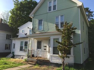 64 Pearl St, Clinton, MA 01510