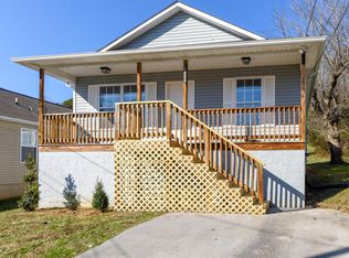 5119 Woodglen Dr, Knoxville, TN 37921