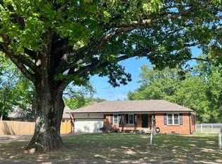 3888 Appling Rd, Bartlett, TN 38135