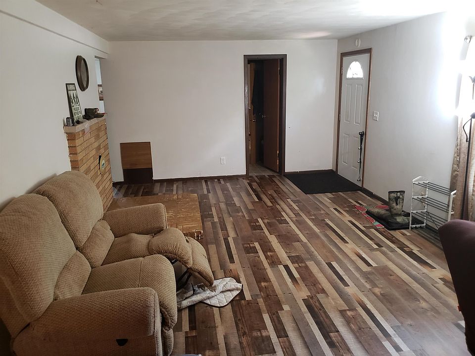 1st image of 110 & 1/2 Roosevelt St