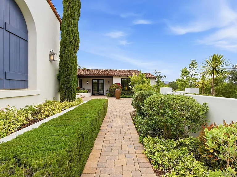 14942 Encendido — Photo 33