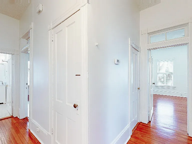 123 W 41st St — Photo 42