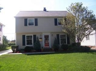 19383 Purnell Ave, Rocky River, OH 44116