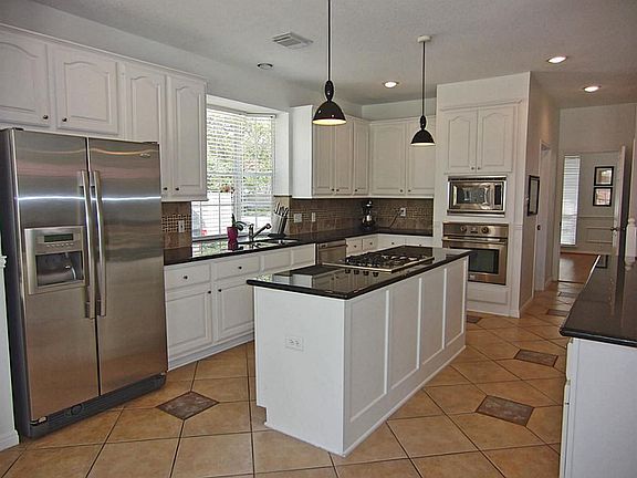 Chef Inspired Kitchen Design * Open To The Family Room