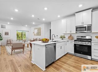 28311 Radford Ct #2829, Monroe Township, NJ 08831