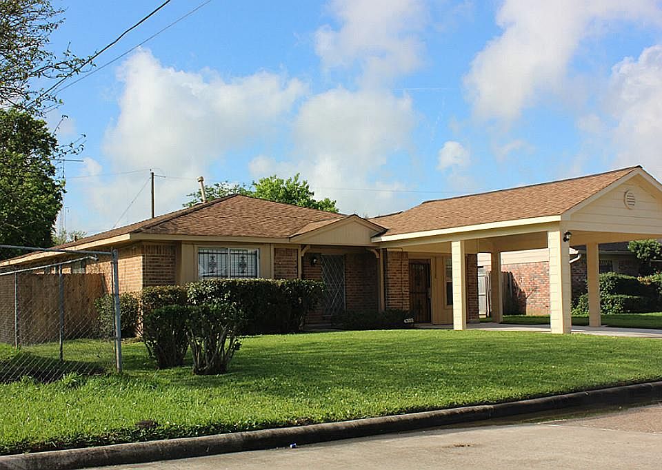 1st image of 4322 Bungalow Ln