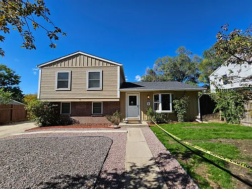 124 N Brentwood Dr Photo 1