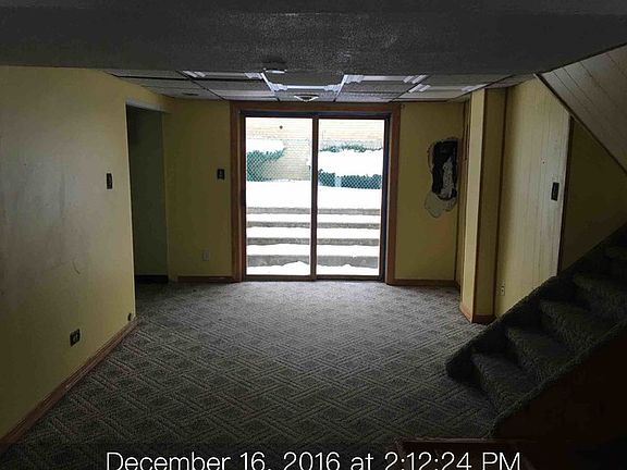 3rd image of 16312 Clark Ln