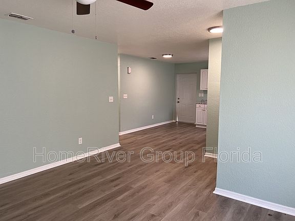 3rd image of 4020 13th Ave S