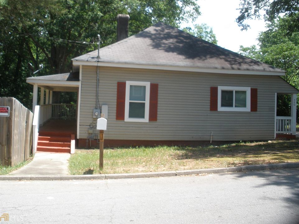 1st image of 440 Turner St