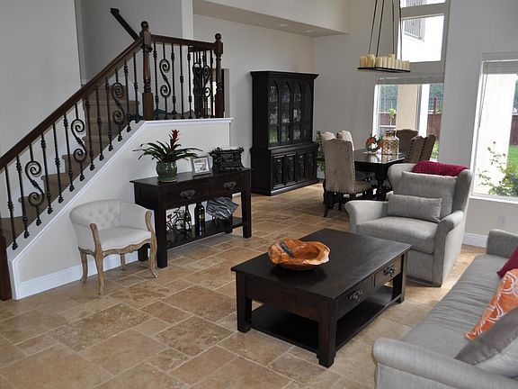 3rd image of 7457 Arucauna Ct