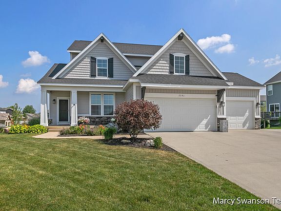 2nd image of 3391 Sagecrest Dr