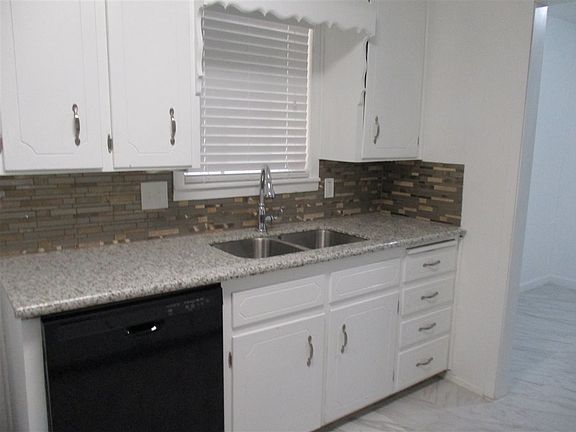 4th image of 5517 Tennyson Dr