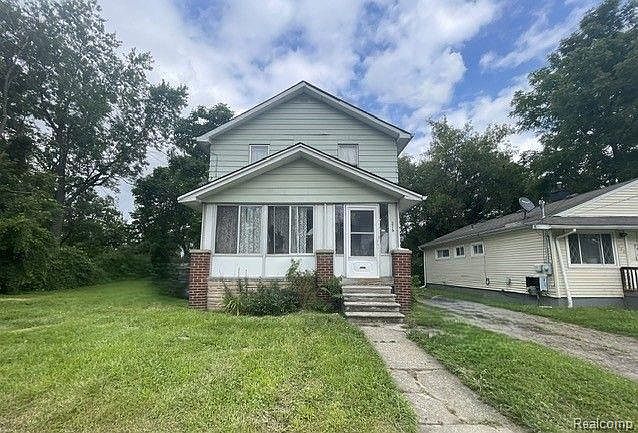 1st image of 276 Hughes Ave