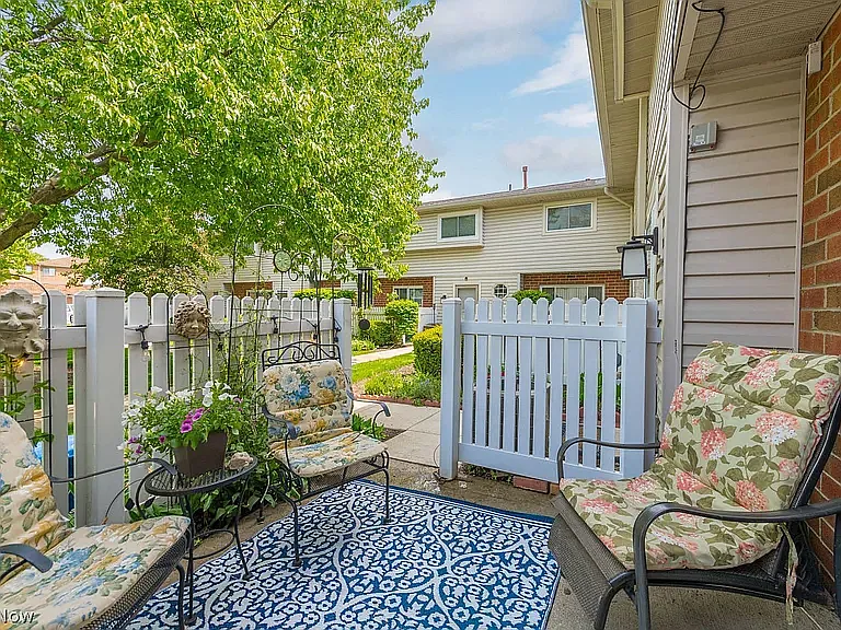 4312 Hyde Park Dr #4 — Photo 6