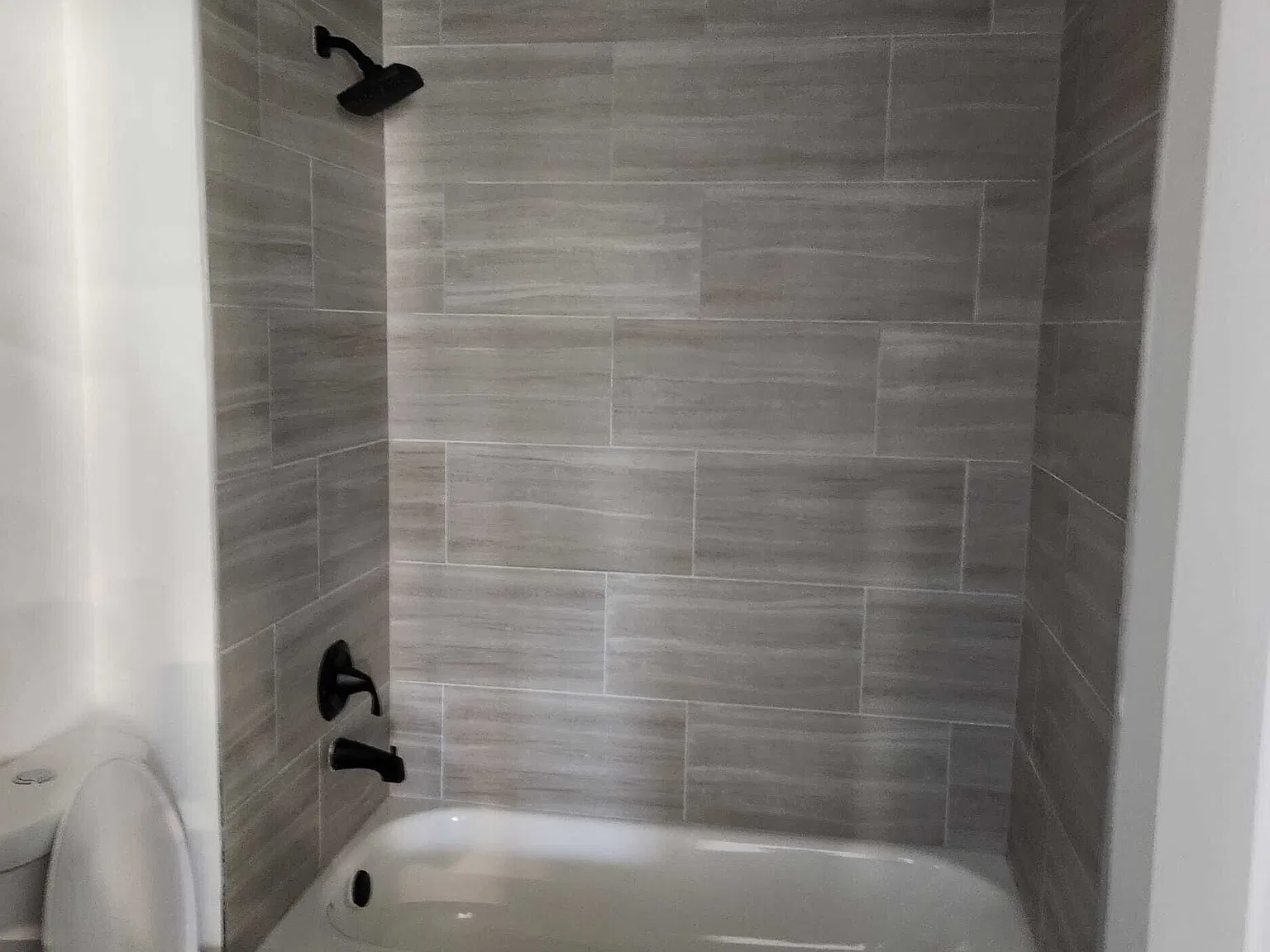 3 bed, 1641 sqft, $2,500 — Photo 3