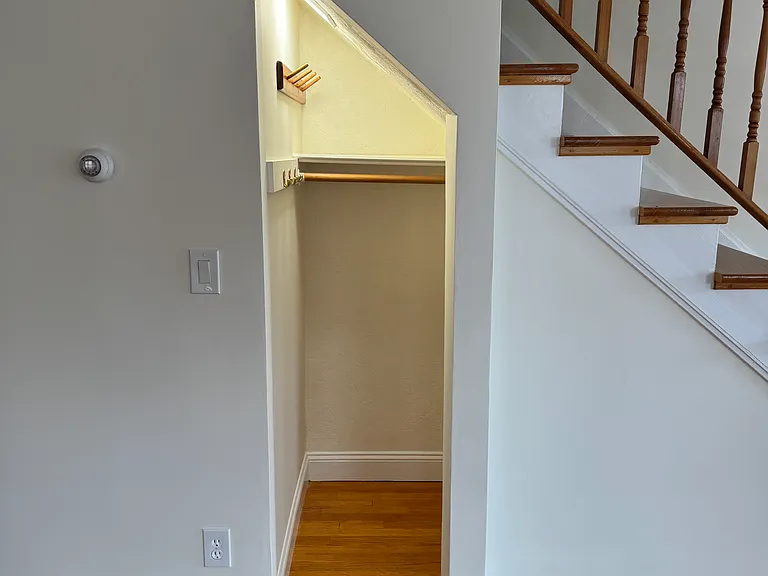 7 Whitwell Ave #1 — Photo 12