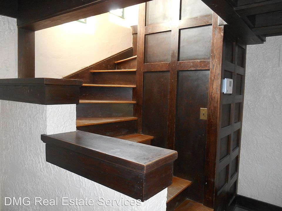 1st image of 808 Elm Ave