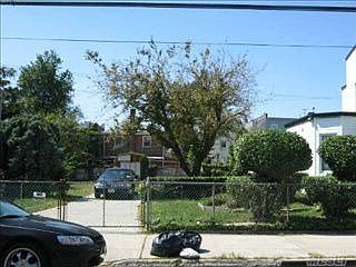 2nd image of 87-22 76th St