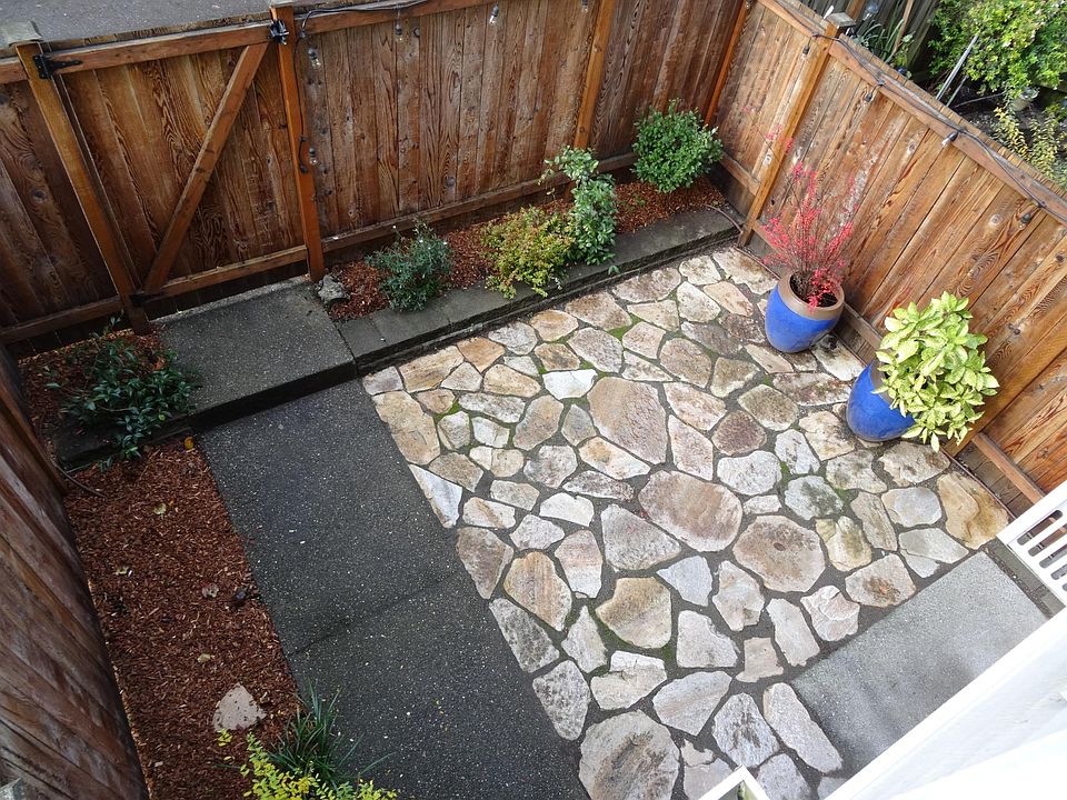 1st image of 12327 28th Ave NE