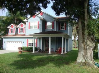 1416 Williams Rd, Lutz, FL 33558