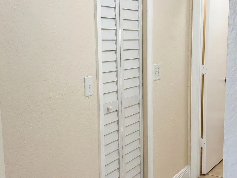 2013 Mary St #TOWNHOUSE — Photo 9