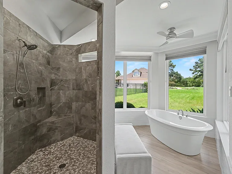 60 La Jolla Cir — Photo 21