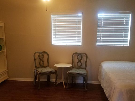 5th image of 10418 N Pawnee Ave