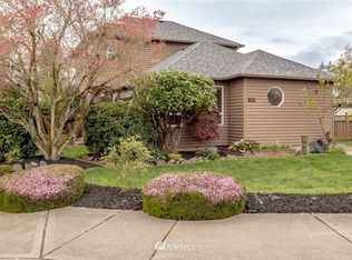 802 Valley Ave E, Sumner, WA 98390