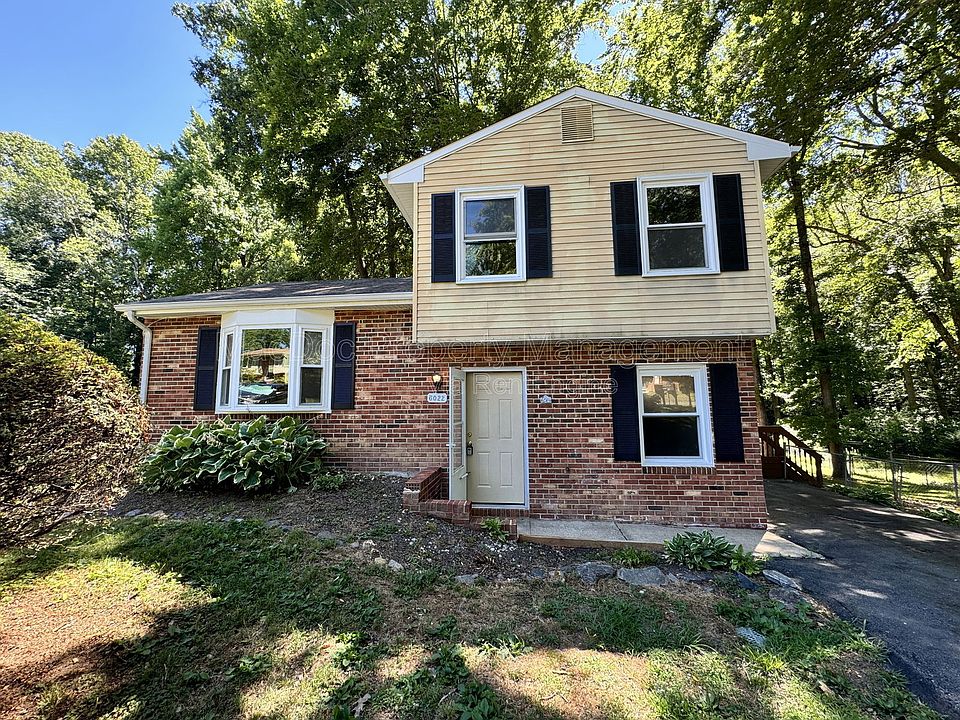 1st image of 6022 Battlefield Green Dr