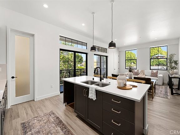 3rd image of 581 Higuera St #202