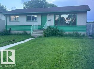 11026 155th St NW, Edmonton, AB T5P2N3